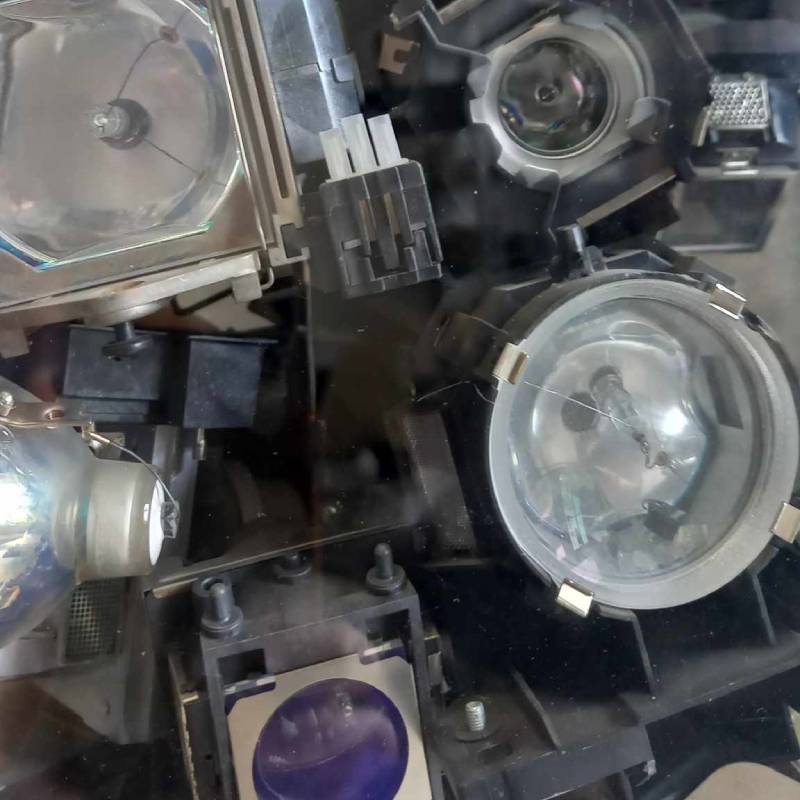 Lampy do projektoru